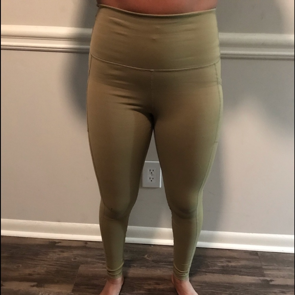 Leggings :)